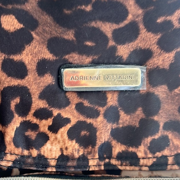 ADRIENNE VITTADINI  leopard backpack NEW WITH TAG - Picture 2 of 3